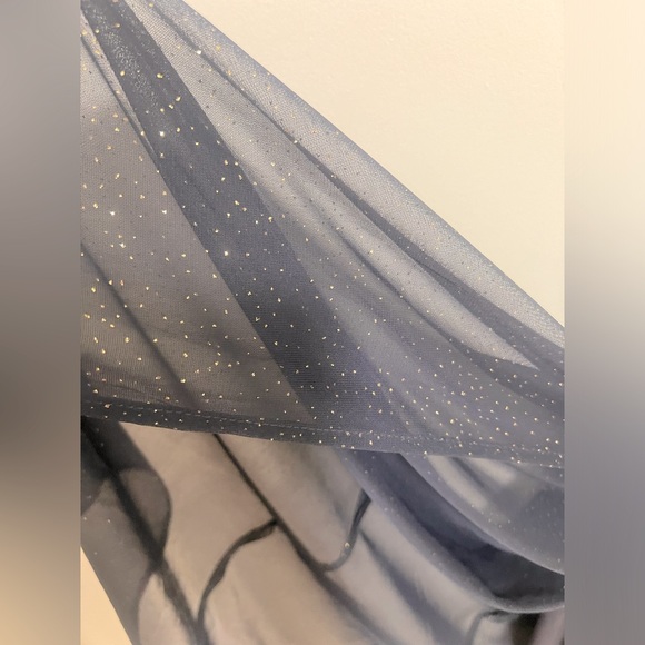 Besty & Adam Dress size 4 Full Length Ink/Navy Blue w/subtle gold accent. - Picture 8 of 11